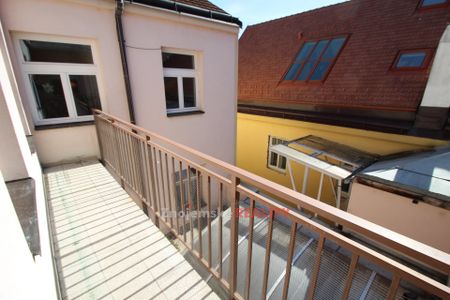 Pronájem bytu 2+1 55 m², Kollárova, Znojmo - Photo 4