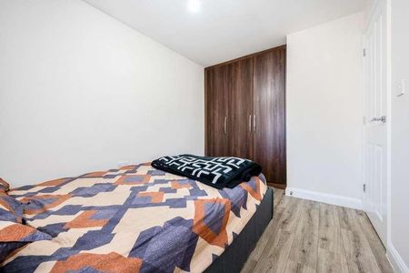 Peregrine Way, Wixams, Bedford, Bedfordshire, MK42 - Photo 2