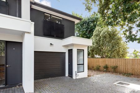 5/7 Pine Crescent, Boronia - Photo 3