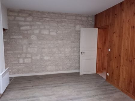 HIERSAC - LOCATION APPARTEMENT T2 - 457,12€ TTC - Photo 2