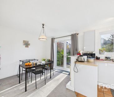 3 bedroom semi-detached house to rent - Photo 6