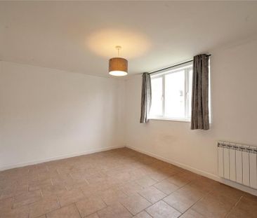 2 bedroom bungalow to rent - Photo 1