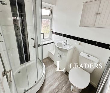 3 bedroom semi-detached to rent Anson Road; Meir; ST3 - Photo 1