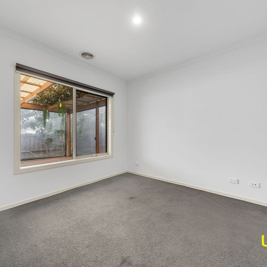 This Home Has It All - Photo 1