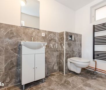 Casa individuala 2 camere, teren 380 mp, Cisnadioara - Photo 1