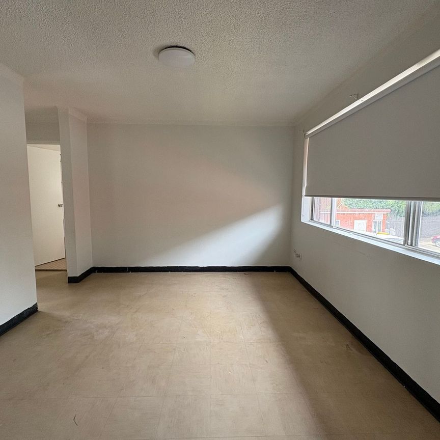 Walking Distance to Shops & Station - Photo 1