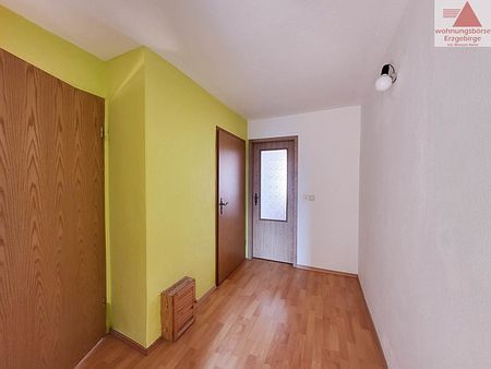 Großzügige 4-Raum-Wohnung in Beierfeld zu vermieten! - Foto 2