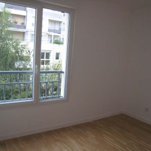 Location Appartement 3 pièces 56m² - Photo 2