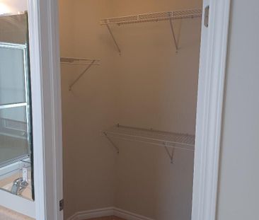 For Lease - 77 PAYNE Crescent, Aurora, Ontario - Photo 2