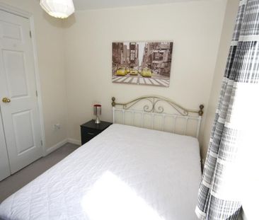 2 bedroom flat to rent - Photo 6