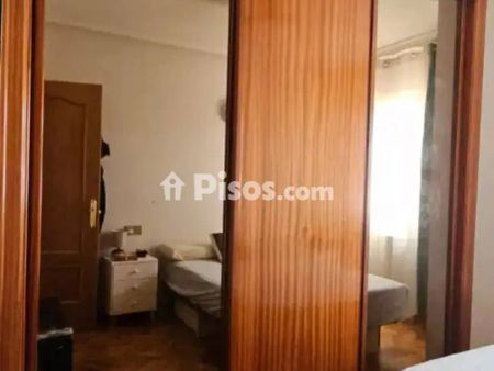 Piso en alquiler en Centro - Photo 3