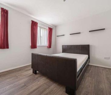 Scottwell Drive, Colindale, NW9 - Photo 4