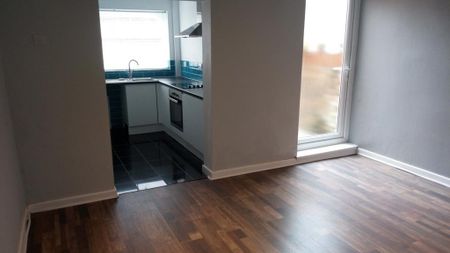 2 bedroom terraced house to rent - Photo 5