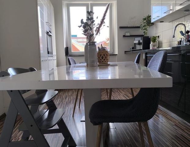 Schöne Altbauwohnung in Iserlohn Nähe Krankenhaus zu vermieten. - Foto 1