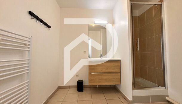 Appartement 3 pièces 58m2 REIMS 870 euros - Photo 1