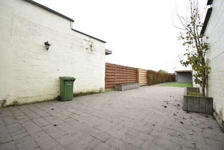 Knap gerenoveerde rijwoning met drie slaapkamers en onderhoudsvriendelijke tuin in centrum Sint-Truiden - Photo 5