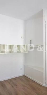 Studio au 3ème étage N°31 (réservé aux hommes) - Photo 1