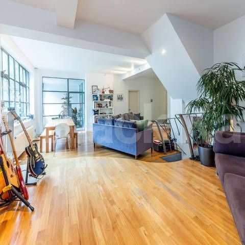 Iconic Paramount warehouse conversion located a few minutes to Farringdon - Photo 1