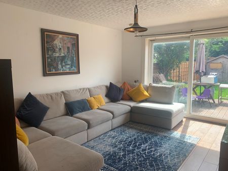 3 Bed Semi-Detached House, Mauldeth Road West, M20 - Photo 2