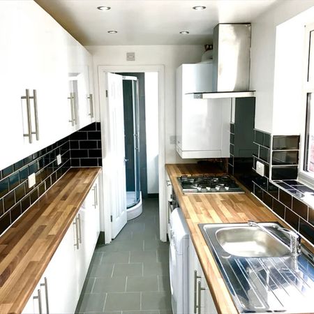 Winchester Street, Hillfields, Coventry - Photo 2