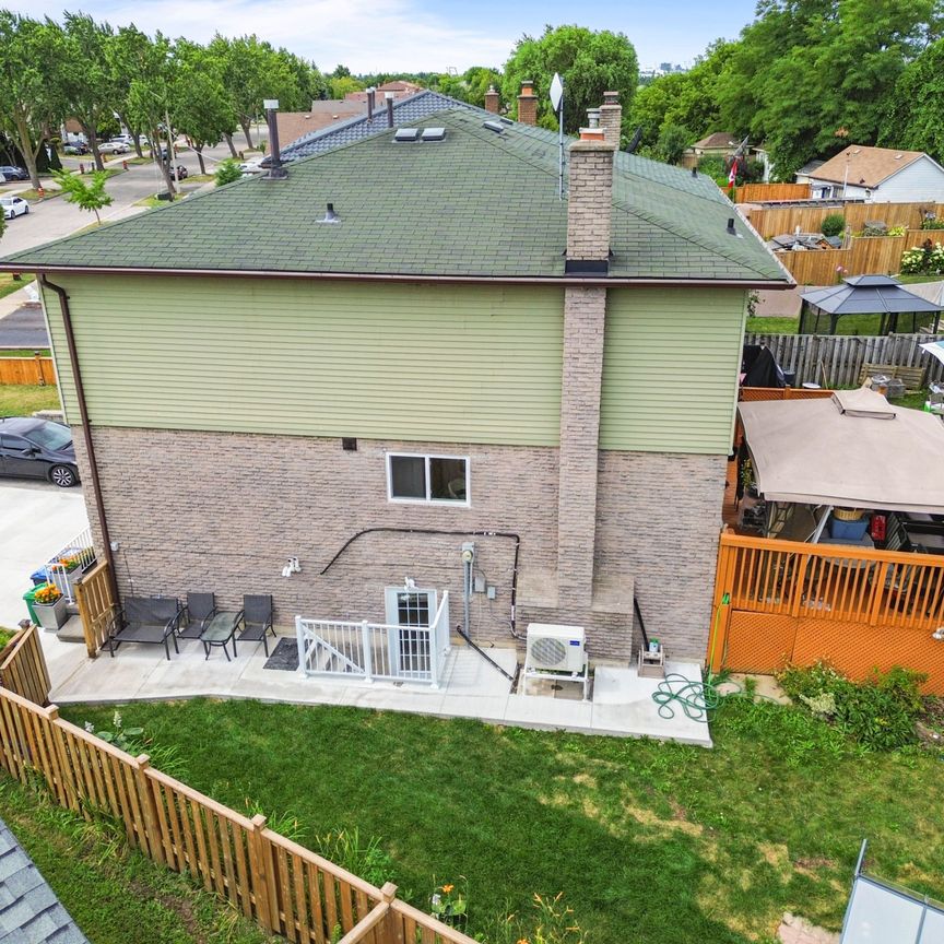 For Lease - 7691 Wildfern Drive, Mississauga, Ontario - Photo 1