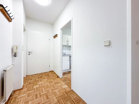 Helle 2,5-Zimmer-Wohnung mit Extraküche und großem Balkon mit Gartenblick - Photo 5