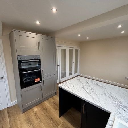 Lindale Road, Chesterfield, S41 - Photo 1