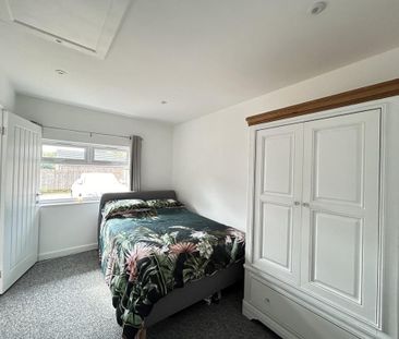 4 bedroom detached bungalow to rent - Photo 5