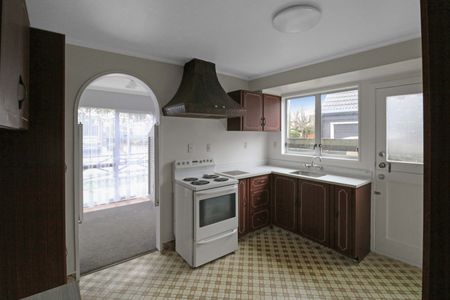 Central Hutt - Photo 5