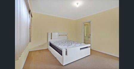 A Charming Central Abode - Photo 2