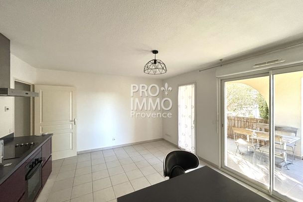 A LOUER MALLEMORT (13370) GOLF DE PONT ROYAL APPARTEMENT TYP - Photo 1