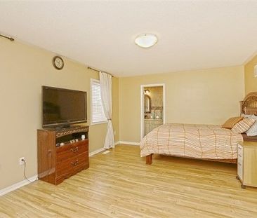 For Lease - 6 Donomore Drive Unit# Upper, Brampton, Ontario - Photo 5