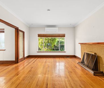 Family Home with Flexible Floor Plan in the School Zones - Photo 1