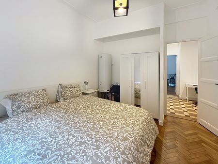 Location Appartement 3 pièces 74m² NICE 06000 - Photo 5