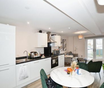 2 bedroom flat to rent - Photo 5