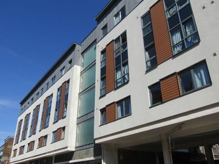 Salisbury Street, Southampton - Photo 2