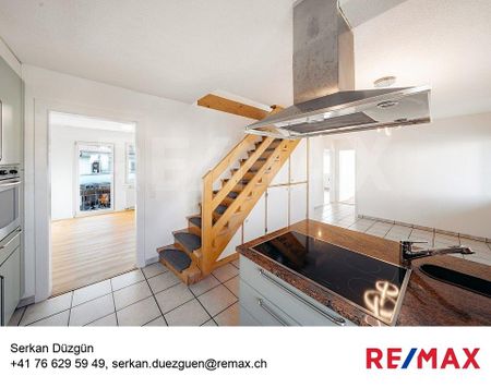 Grosszügige 5.5-Zimmer-Maisonette mit Einfamilienhaus-Charakter an ... - Photo 4