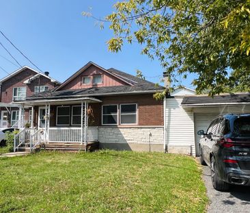 À louer / Maison à étages - Photo 1