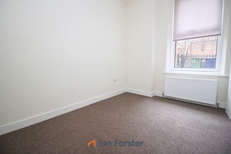 2 Bedroom Flat - Ground Floor - Photo 5