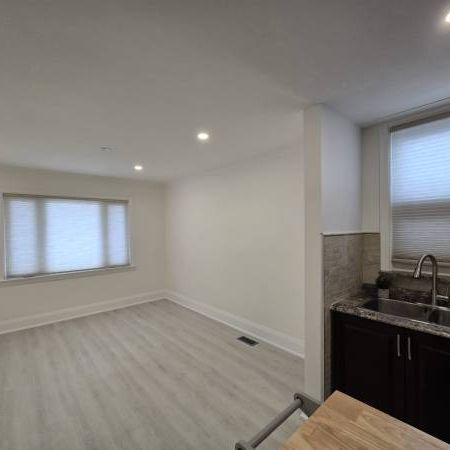 1 bdrm Eglinton & Caledonia - Photo 1