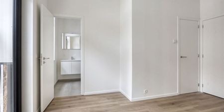 Appartement te huur in Sint-Lambrechts-Woluwe voor € 1.200 met 1 slaapkamer - Photo 2