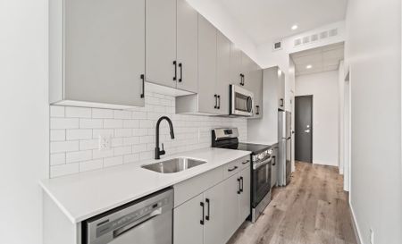 171 Donald – The Hawerchuk, Winnipeg, MB - Photo 4