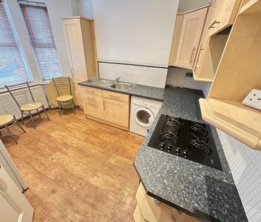 1 bedroom maisonette to rent - Photo 2