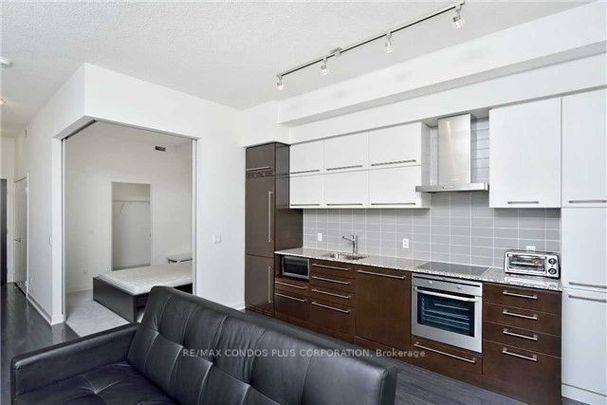 For Lease - 770 Bay Street Unit# 1707, Toronto, Ontario - Photo 1
