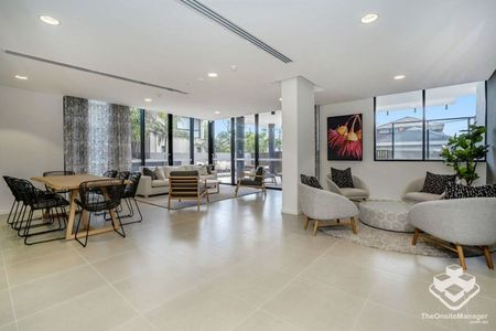 THE JEFFERSON - FANTASTIC OCEAN VIEWS - Photo 2