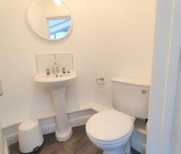 7 bedroom detached house to rent - Photo 3