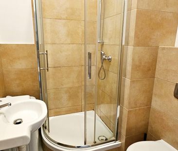 minimalistyczne studio w Starym Mieście - Zdjęcie 3