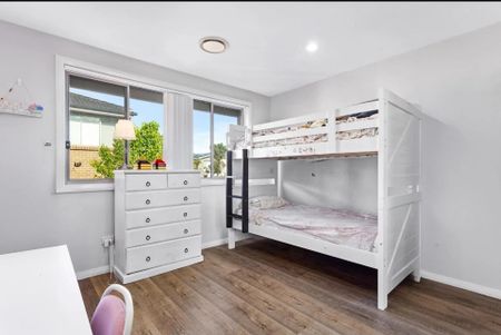 The Perfect Family Home in a Prime School Catchment!! - Photo 3