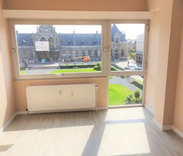 Appartement te huur - Photo 1