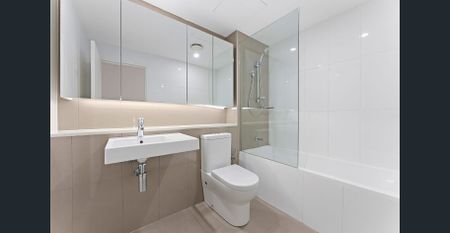 Amazing Fresh Painted and Brand New Carpet two-bedroom plus study apartment for lease in MASCOT - Photo 5